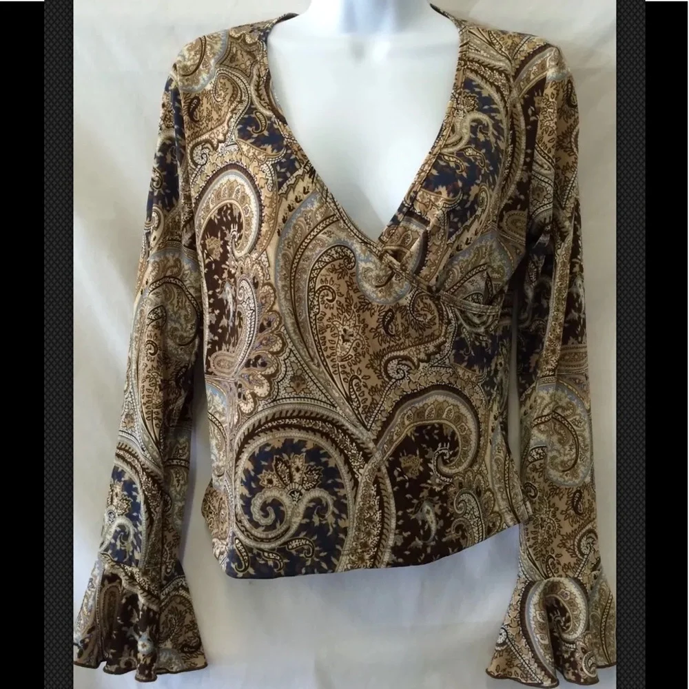 NALLY & MILLIE Blouse Boho V Neck Stretchy Crossover Paisley Brown